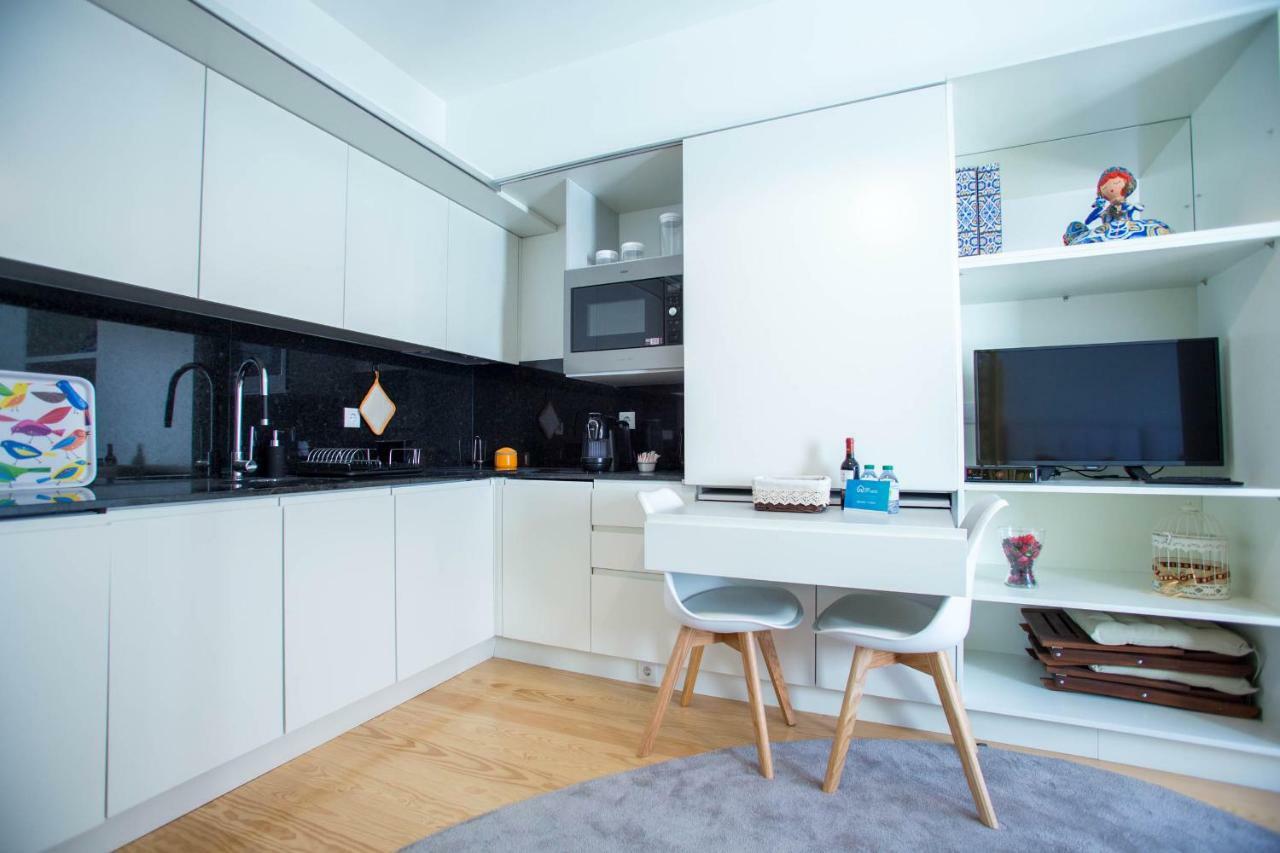 Almada Story Apartments By Porto City Hosts Bagian luar foto